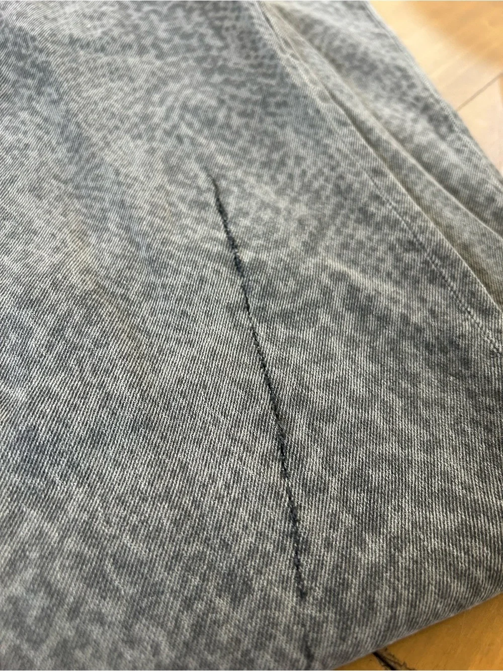 NWT AE Stretch Snake Print High-Waisted Stovepipe Jean (flawed)